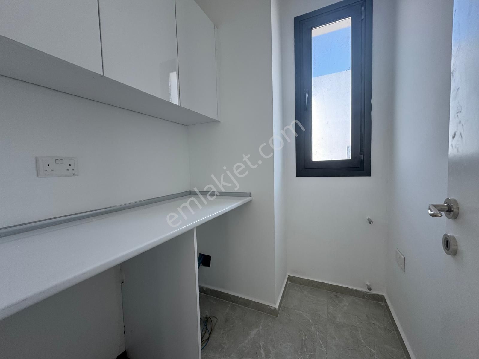 Lefkoşa Gönyeli Eski Boğaz Yolunda Türk Koçanlı Satılık 3+1 Villa !! - Görsel 13