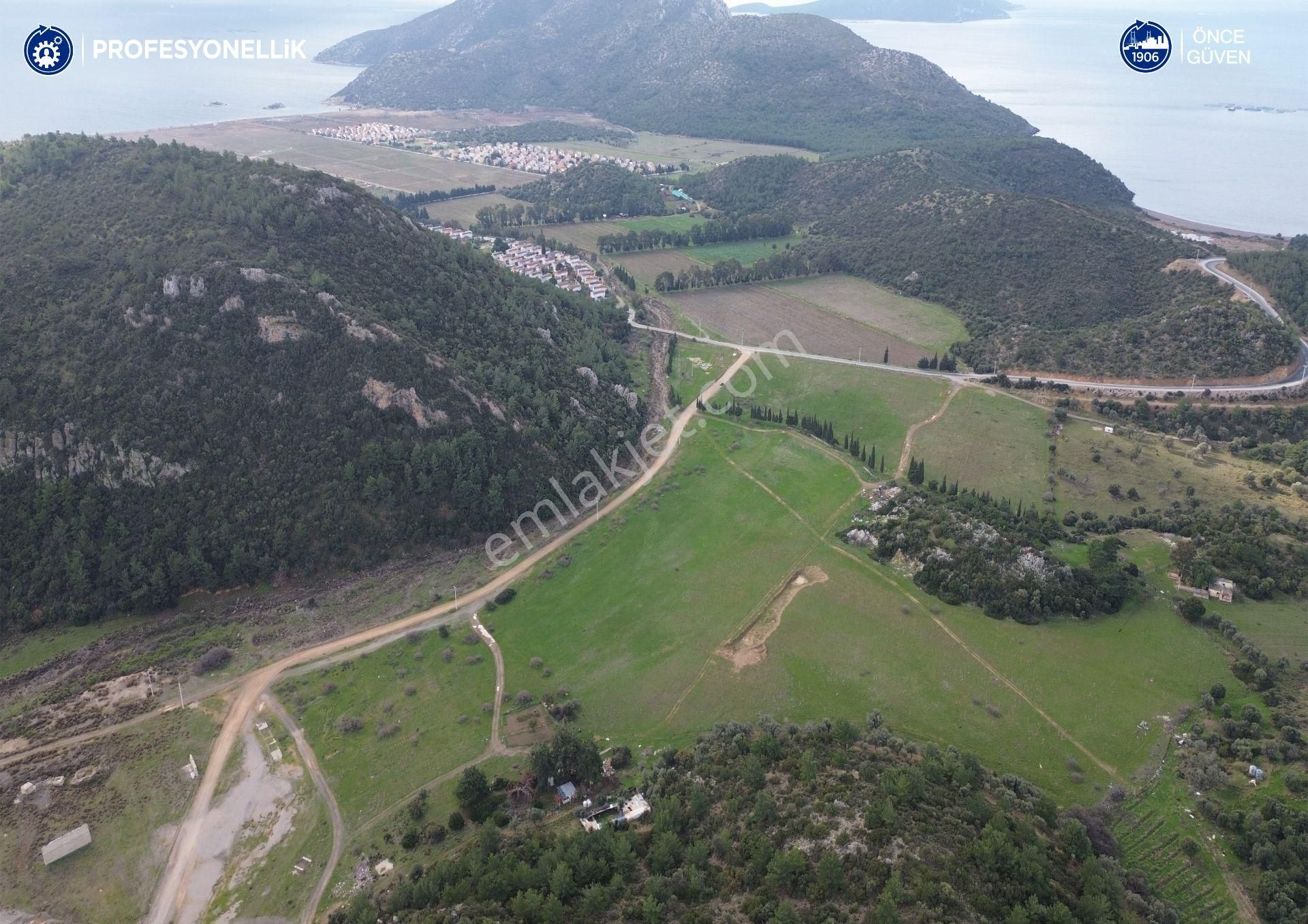 Karaburun Küçükbahçe Satılık Tarla Karaburun Küçükbahçe'de Yerleşim Alanında 12.377 M2 Tarla