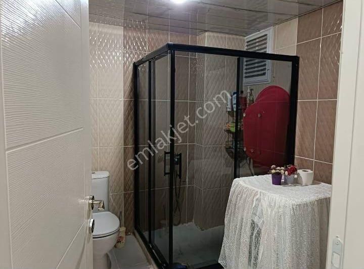 Bağlar Bağcılar Satılık Daire Acil Satılık Ahmet Kaya Caddesi Paris Düğün Salon Arkası 3+1 1.kat