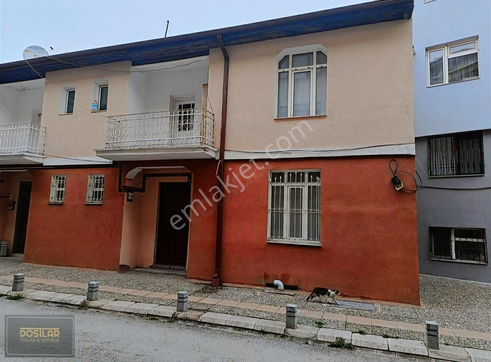 Tepebaşı İhsaniye Kiralık Müstakil Ev Dostlar Emlak& Müstakil Bahçeli (merkezde)