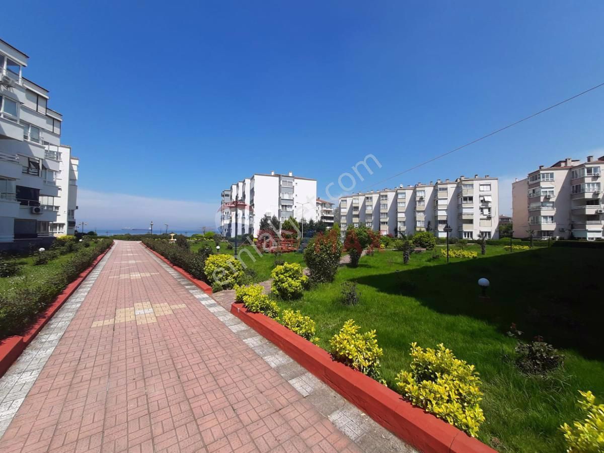 Çiftlikköy Siteler Satılık Daire Remax Şehir 2 'den Çiftlikköy Başkent 3'te Satılık 1+1 Daire