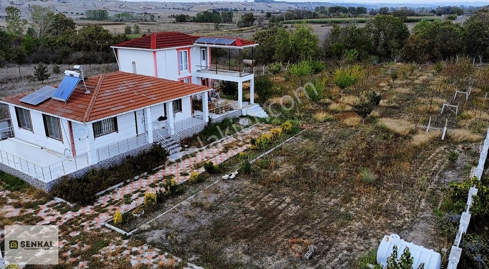 Kırklareli Merkez Dokuzhüyük Köyü Satılık Villa Şenkal Gayrimenkul'den Dokuzhöyük'te Lüks Villa