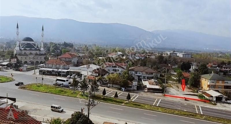 Düzce Merkez Doğanlı Köyü Satılık Ticari İmarlı Aktapudan Düzce Doğanlı Köyünde D.100 Cepheli 800m2 Satılık Arsa