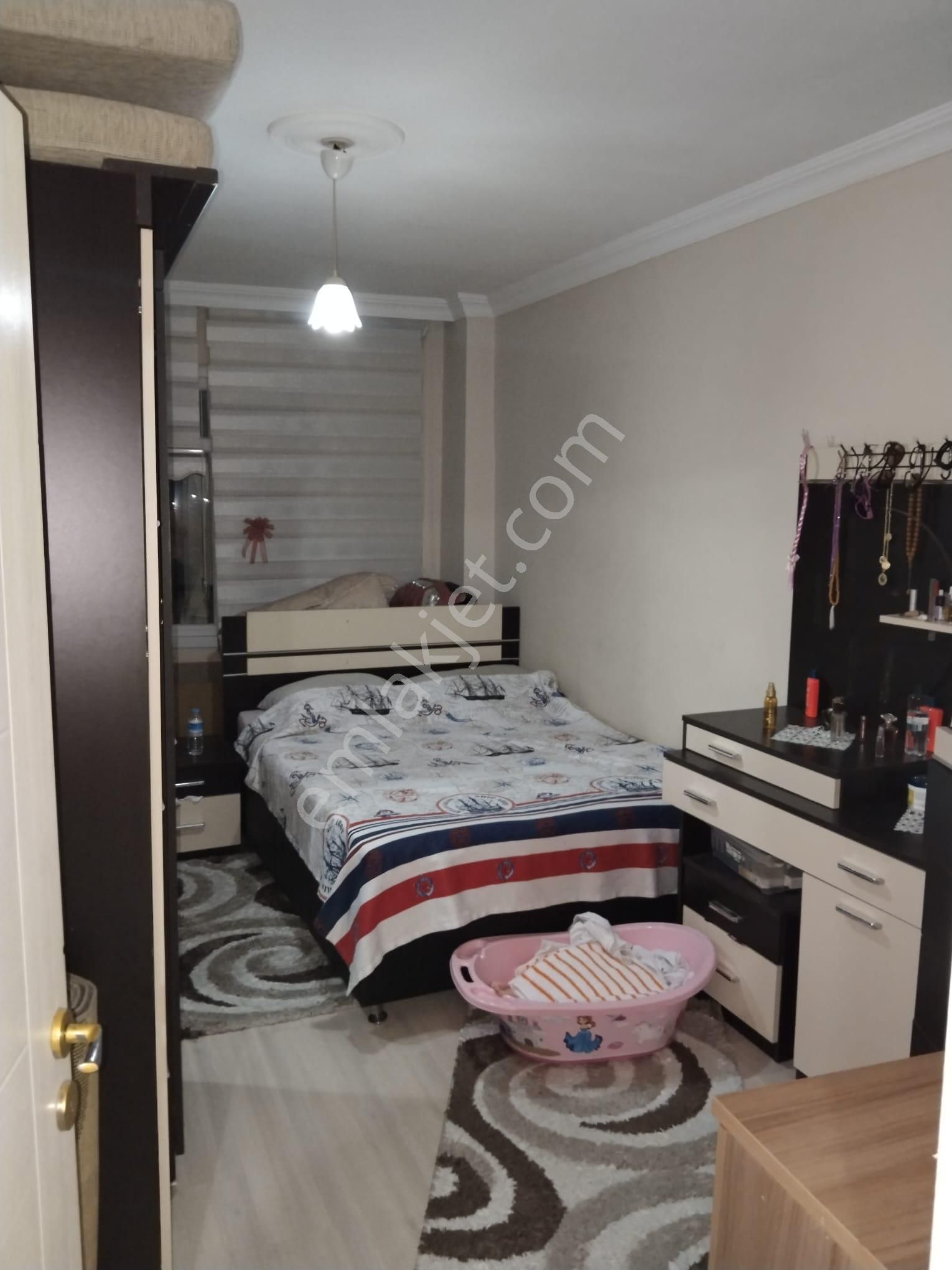 Silivri Alibey Satılık Daire Büşra Gayrimenkulden Çarşı Merkezde Satılık Daire 2+1 Kat 3 Doğalgazlı Kombili Masrafsız