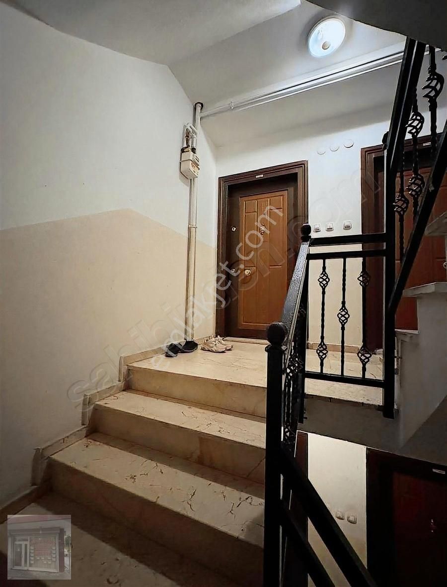 Bağcılar 15 Temmuz Satılık Daire Nasip Gayrimenkulden 15temmuz Mah Cadde'de Satılık Daire90m2 2+1