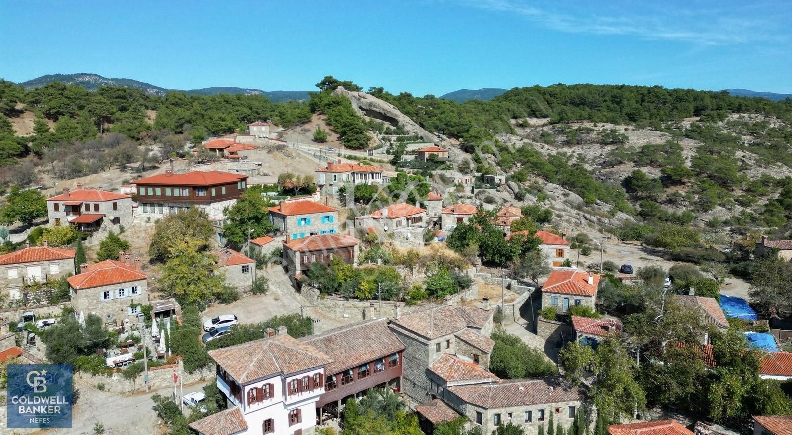 Ayvacık Adatepe Köyü Satılık Müstakil Ev Ayvacık Adatepe Köyünde Deniz Manzaralı Satılık Taş Ev