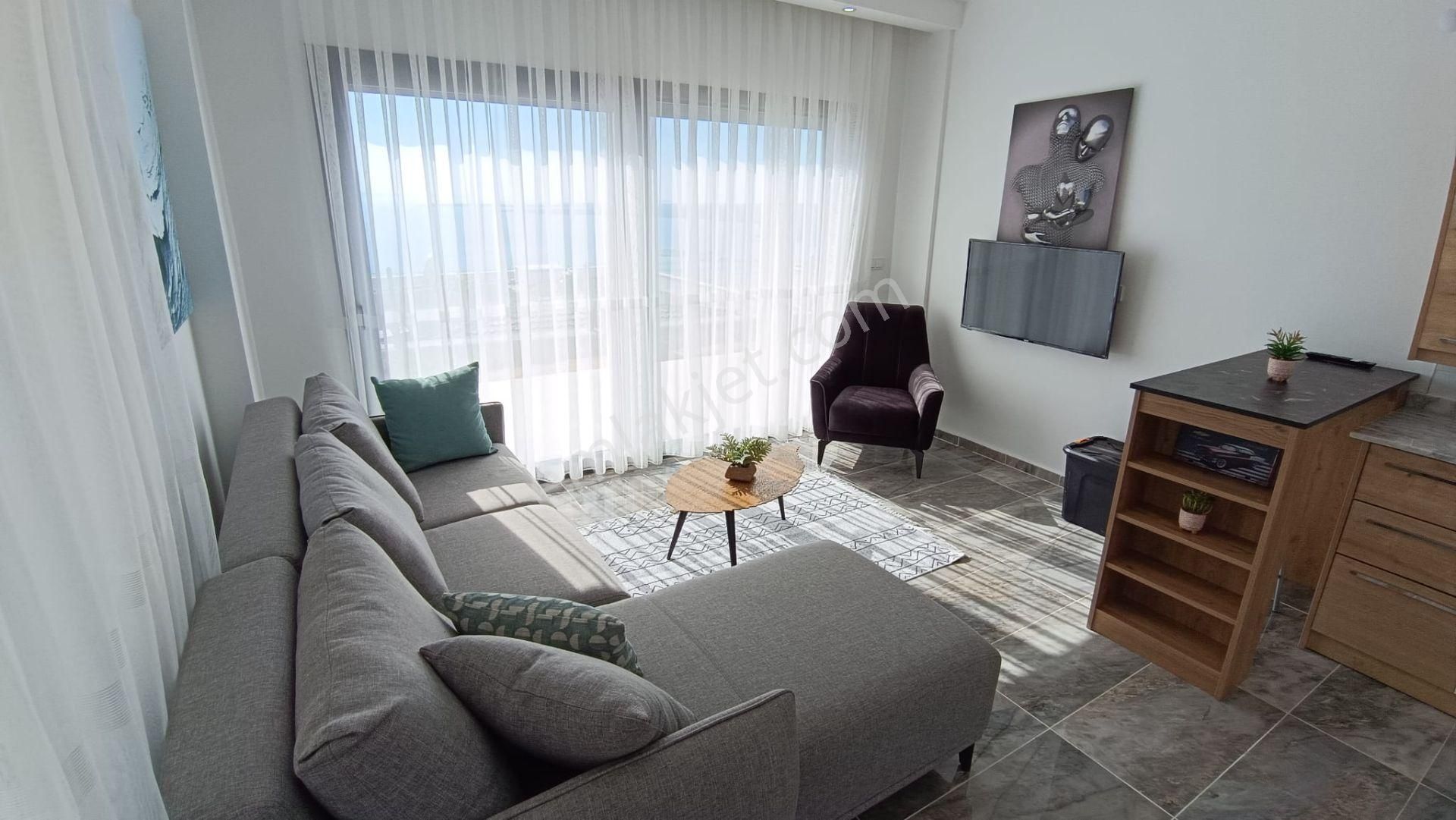 Aydın Akbük'te Satılık Deniz Manzaralı Havuzlu Site İçerisinde Eşyasız Villa - Görsel 5