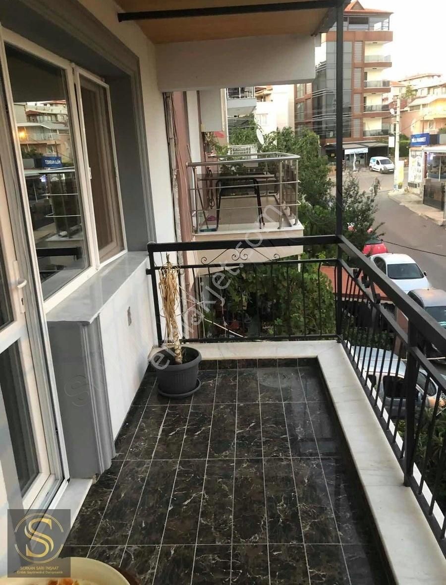 Bornova Atatürk Satılık Daire Satılık 3+1 Doğalgazlı Yapılı Daire