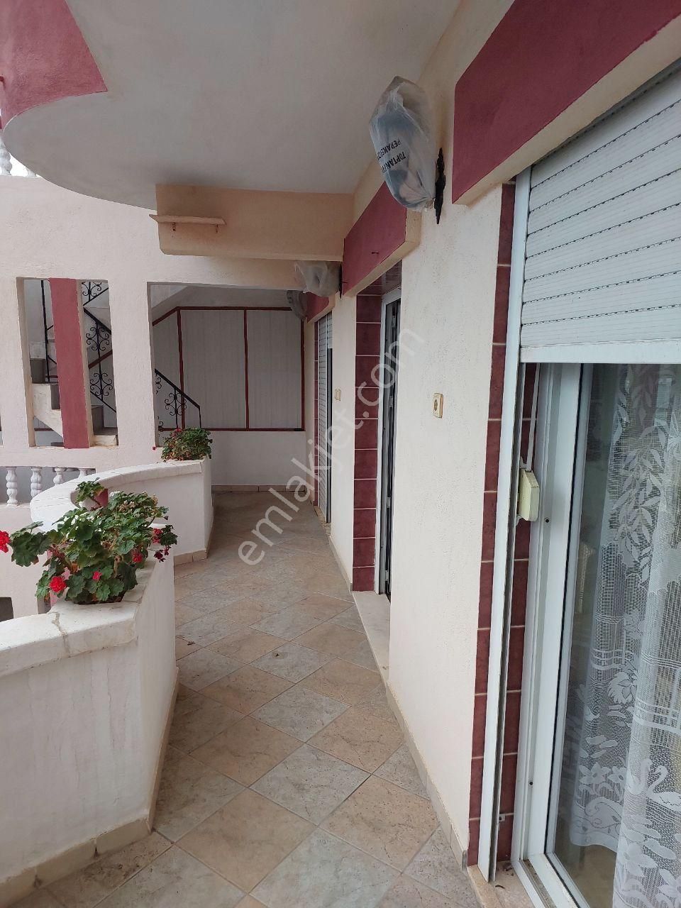 Bursa Mudanya Eğerce Sahilde Satılık 3.katlı Donanımlı Yazlık Villa - Görsel 31