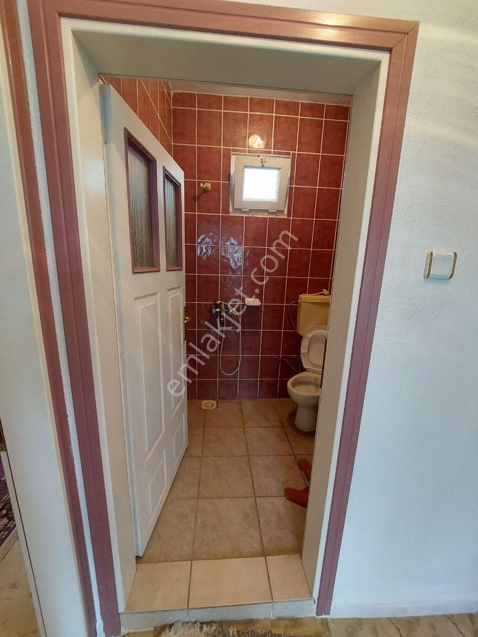 Bursa Mudanya Eğerce Sahilde Satılık 3.katlı Donanımlı Yazlık Villa - Görsel 27