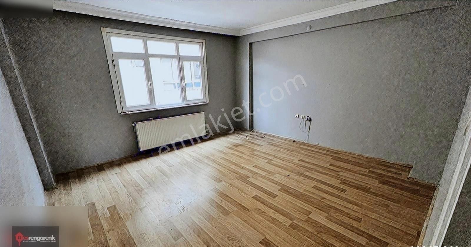 Beyoğlu Küçük Piyale Kiralık Daire 2805 Rengarenk'ten Kasımpaşa Merkezde Kiralık 2+1 Daire