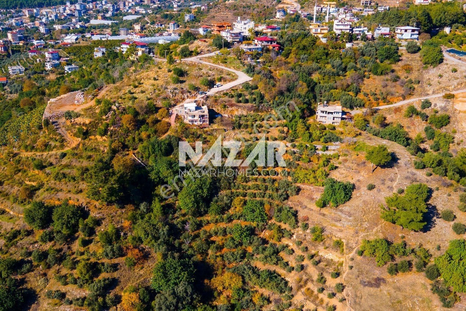 Alanya Değirmendere’de Satılık 824 M² Tarla