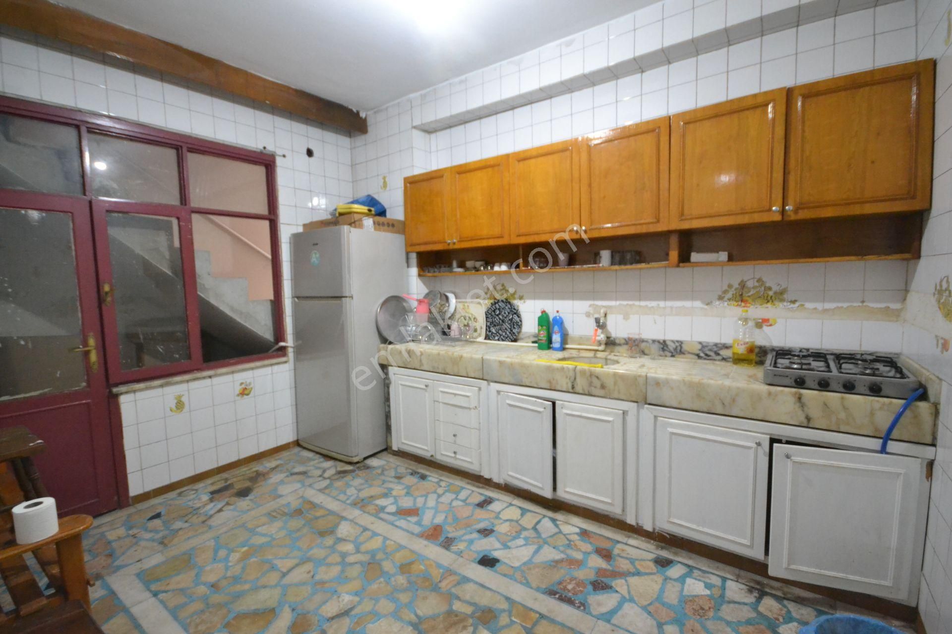 Gmk Blv Üzerinde 460 M2 2 Katlı Ve Teraslı Satılık Dükkan - Görsel 4