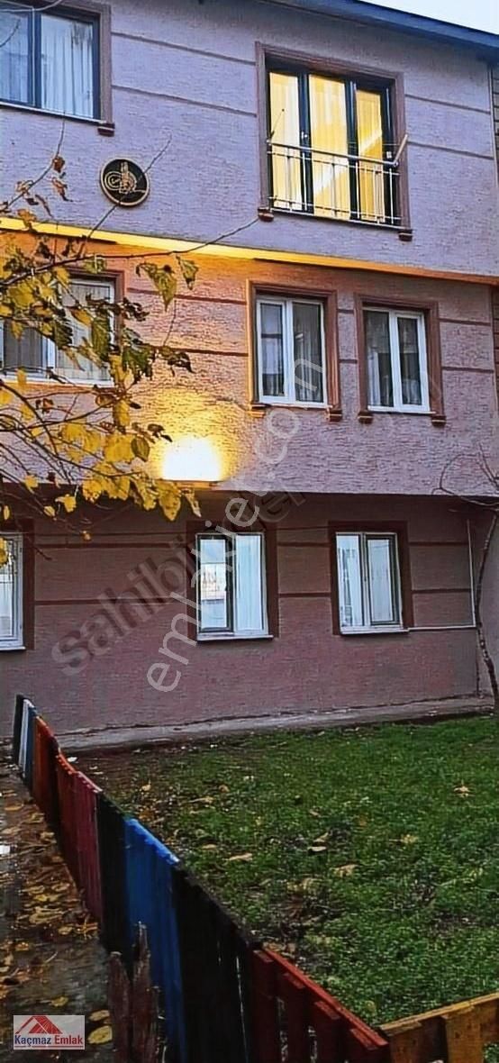 Yıldırım Baruthane Satılık Müstakil Ev Satılık Bursa Yıldırım Baruthane Mh.3 Katlı 2+1 90m2