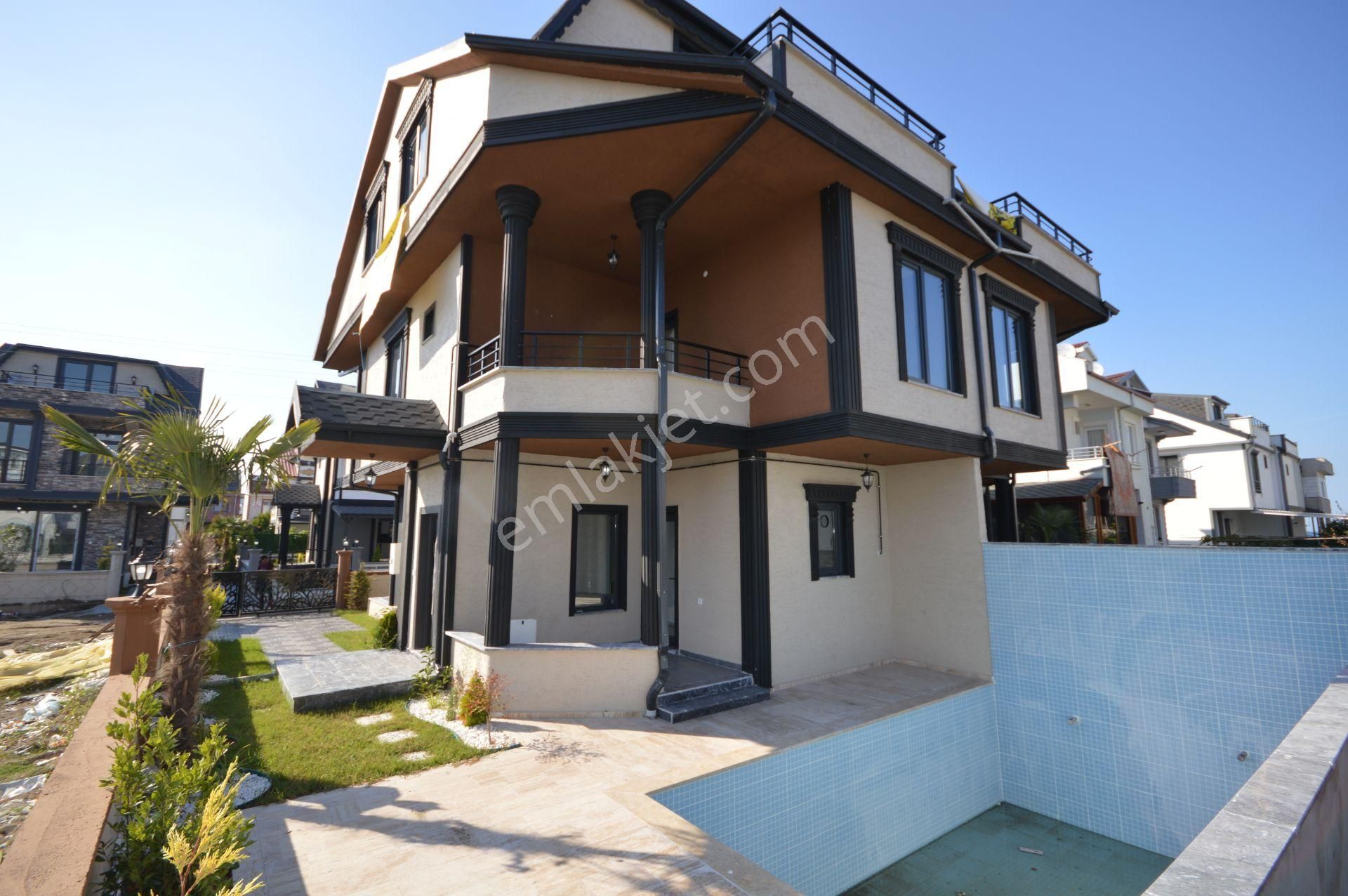 Kocaali Yalı Satılık Villa Sakarya Kocaali De Müstakil Havuzlu 4+1 Villa !! Bol Pazarlıklı