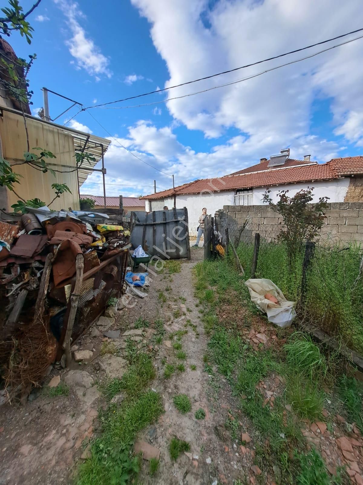 Biga Danişment Köyü Satılık Köy Evi Biga Gayrimenkul’den Çanakkale Biga Danışment’de Satılık Taş Ev