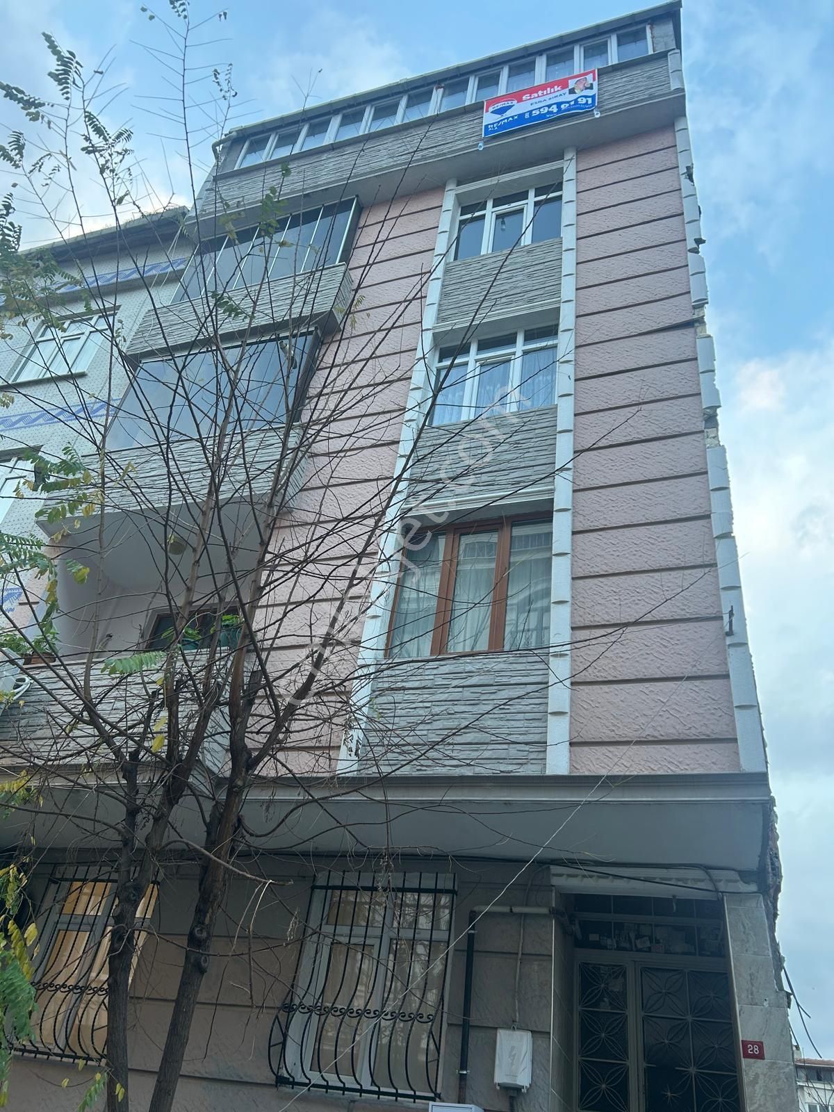 Gaziosmanpaşa Karadeniz Satılık Daire Remax Ala'dan Karadeniz Mahallesinde 120 M 3+1 Daire