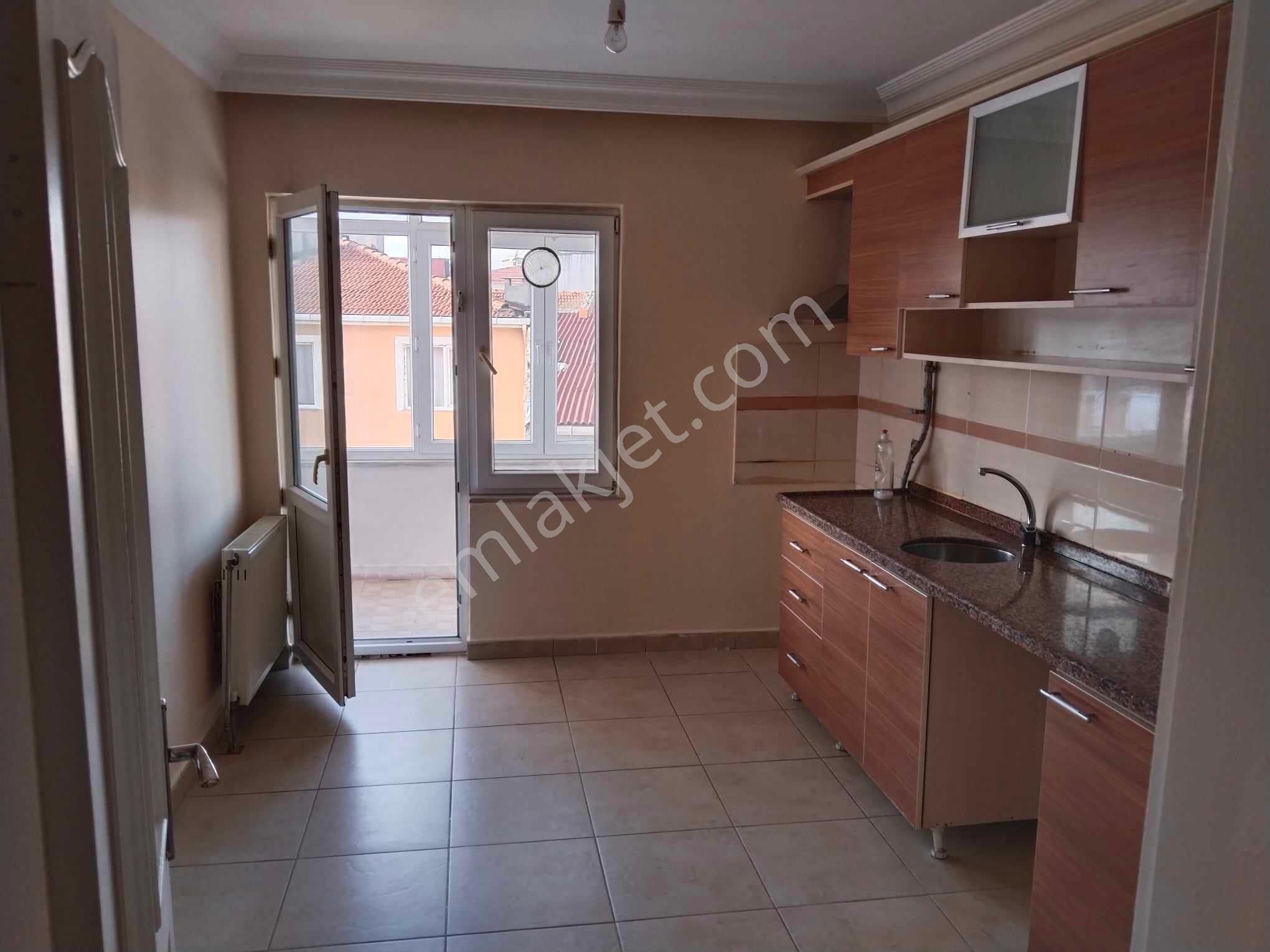 Çorlu Şeyh Sinan Kiralık Daire Çorluda Kiralık Dubleks Teraslı Merkezde 5+2- 240 M2