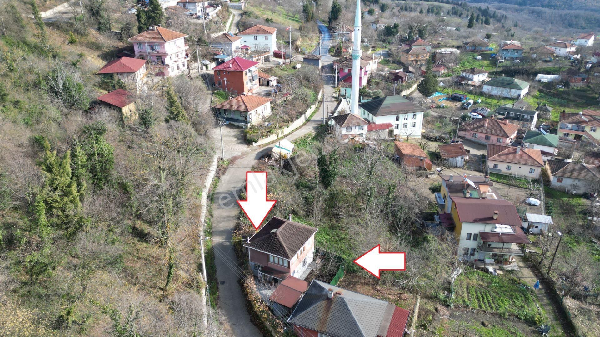 Kocaeli Karamürsel Satılık Köy Evi Kocaeli Karamürsel Karaahmetli Köy İçi Satılık 2 Katlı Müstakil Ev