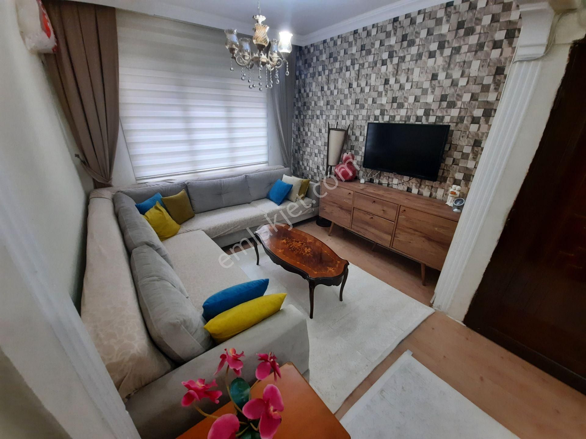 Üsküdar Valide-i Atik Kiralık Daire Deluxe 26 ' Dan Merkeze Yakın Full Eşyalı 2+1 75 M2 Fırsat Daire