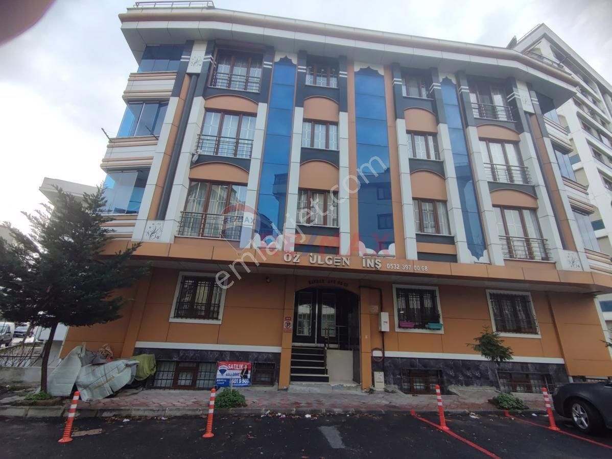 Eyüpsultan Karadolap Satılık Daire Eyüp Alibeyköy'de 1+1 Satılık Daire Asansörlü