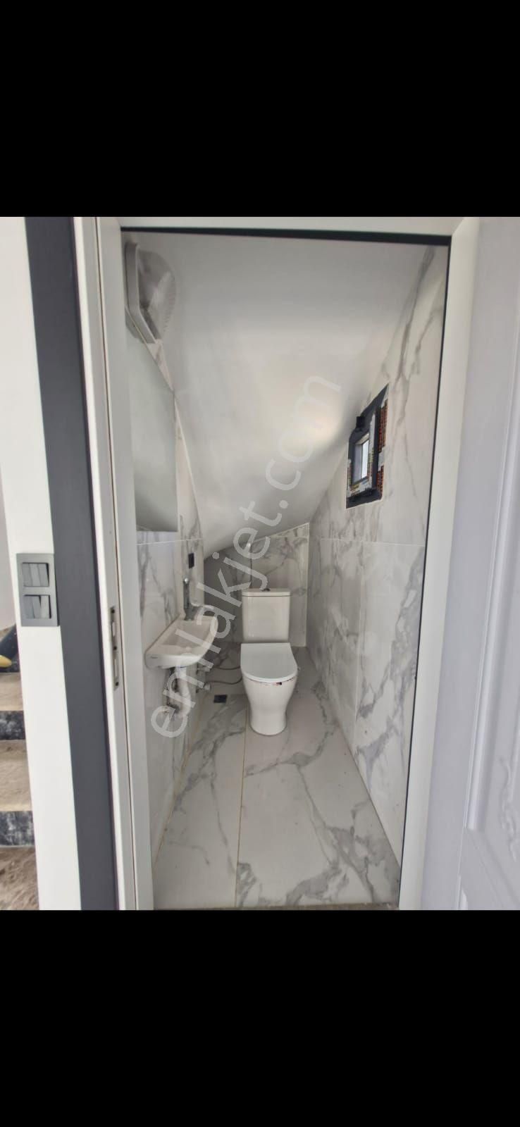 Dikili Cumhuriyet Mahallesinde Satılık Sıfır Villa - Görsel 4