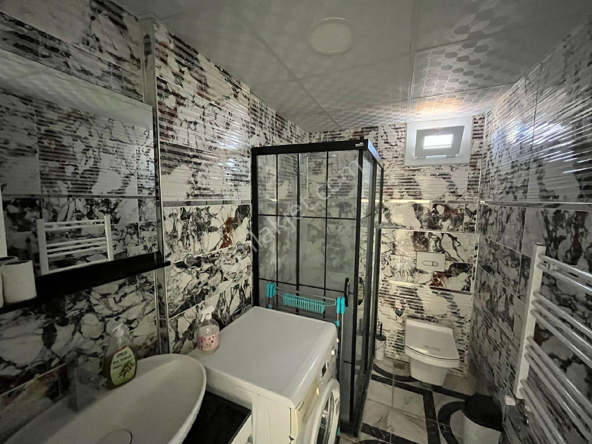 Acele Satilikseyrekte 1+1 ?köşe Daire - Görsel 10