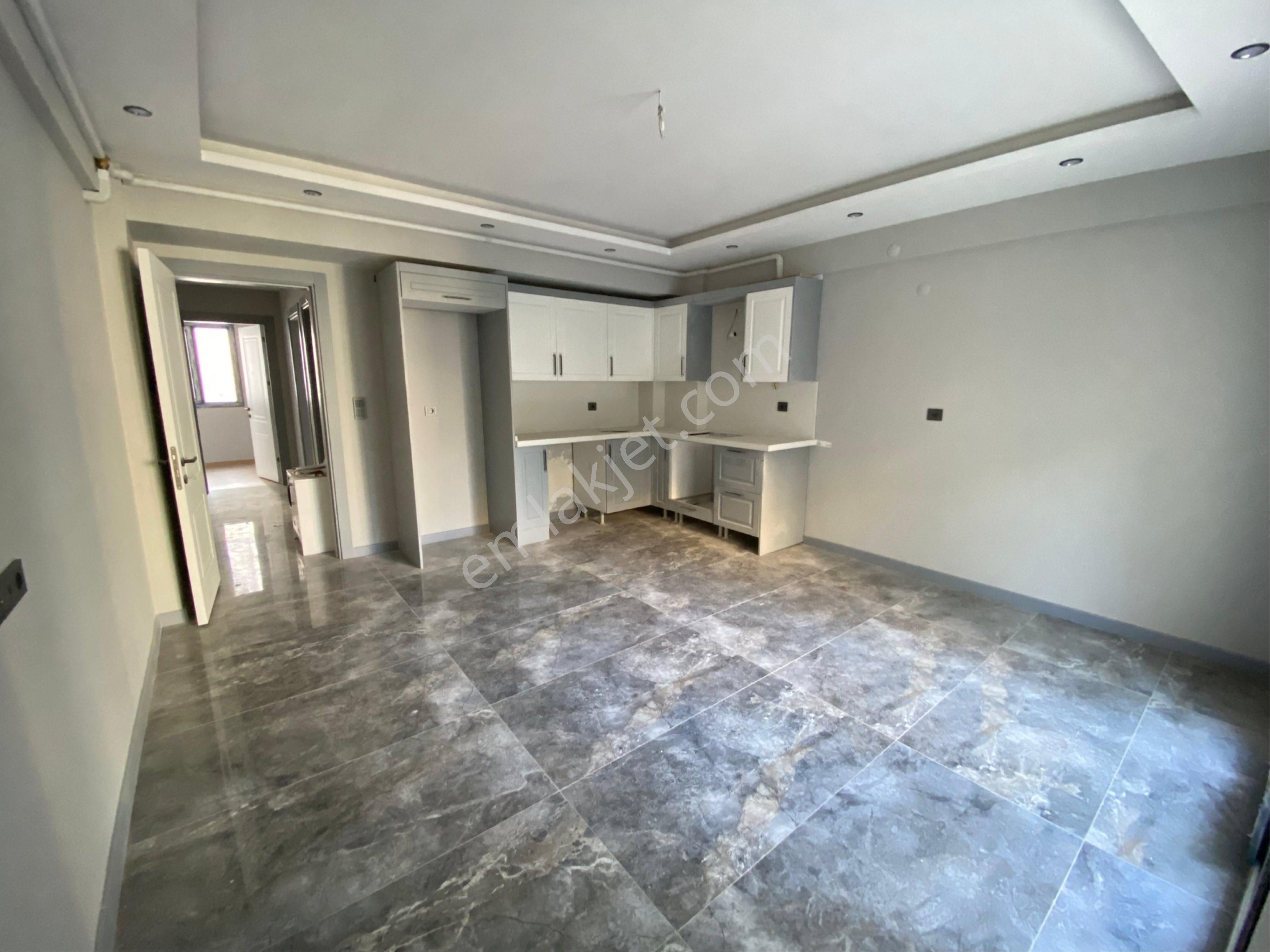 Yunusemre Akmescit Satılık Daire Manisa Yunusemre Akmescit Mah. Satılık Birinci Balkon Full Lux Sıfır Daire