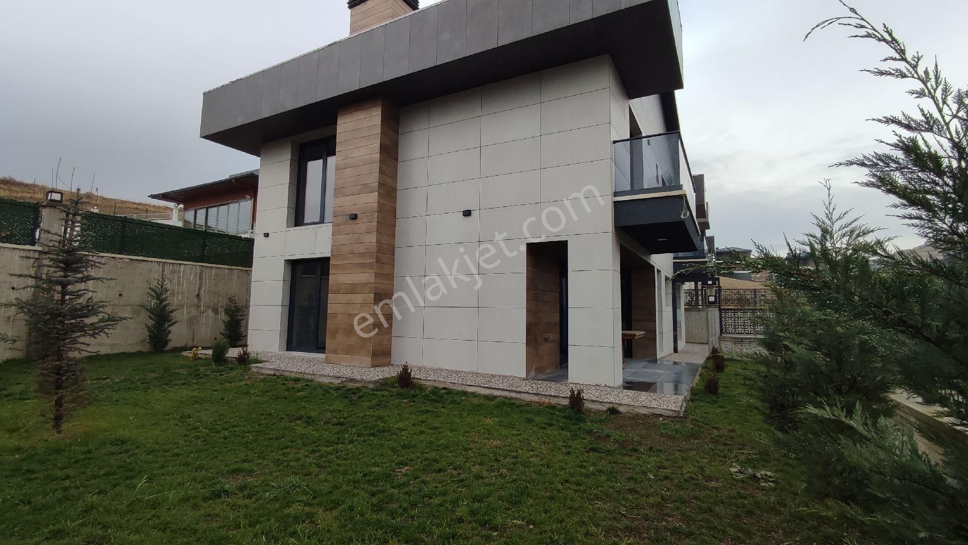 Yenimahalle Karacakaya Satılık Villa Karacakaya 5+2 Satılık Özel Tasarım Ultra Lüks Hazır Villa