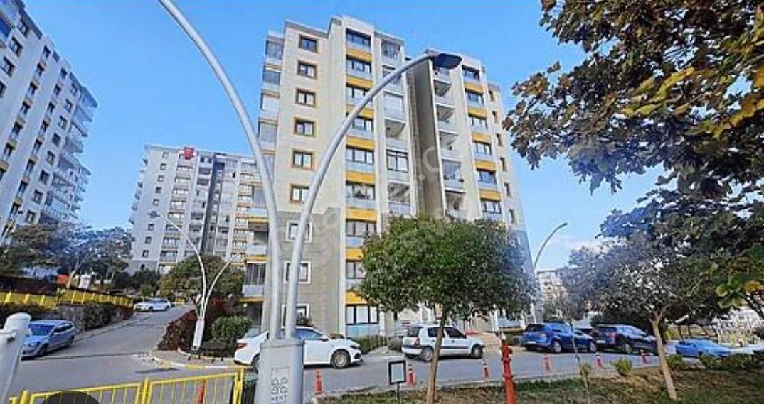 İzmit Topçular Kiralık Daire İzmit Akçakent Sitesinde 3+1 150 M2 Kiralik Daire