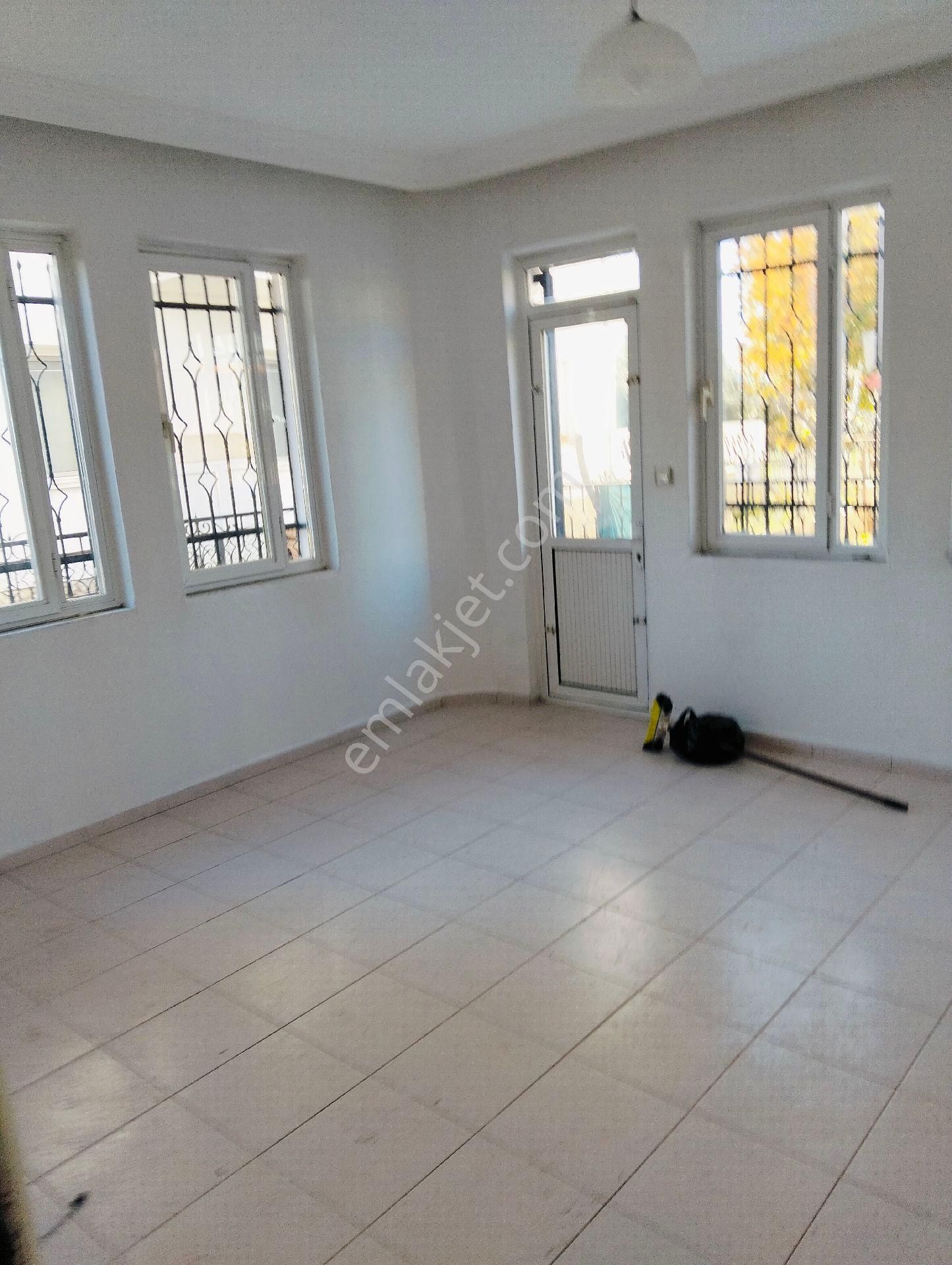 Babataşında Kordona Denize Yakın 2+1 Kiralık Daire - Görsel 12