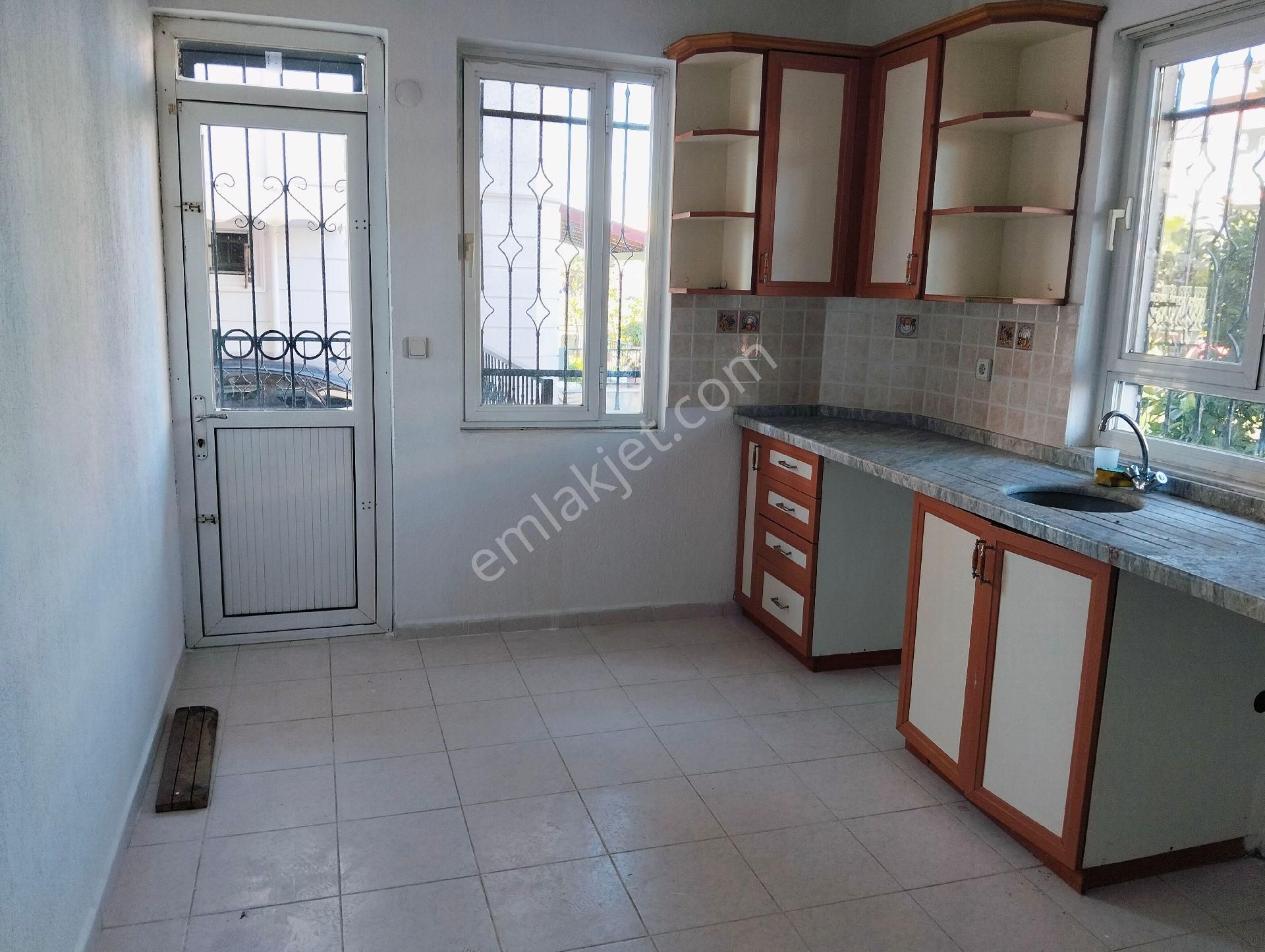 Babataşında Kordona Denize Yakın 2+1 Kiralık Daire - Görsel 16