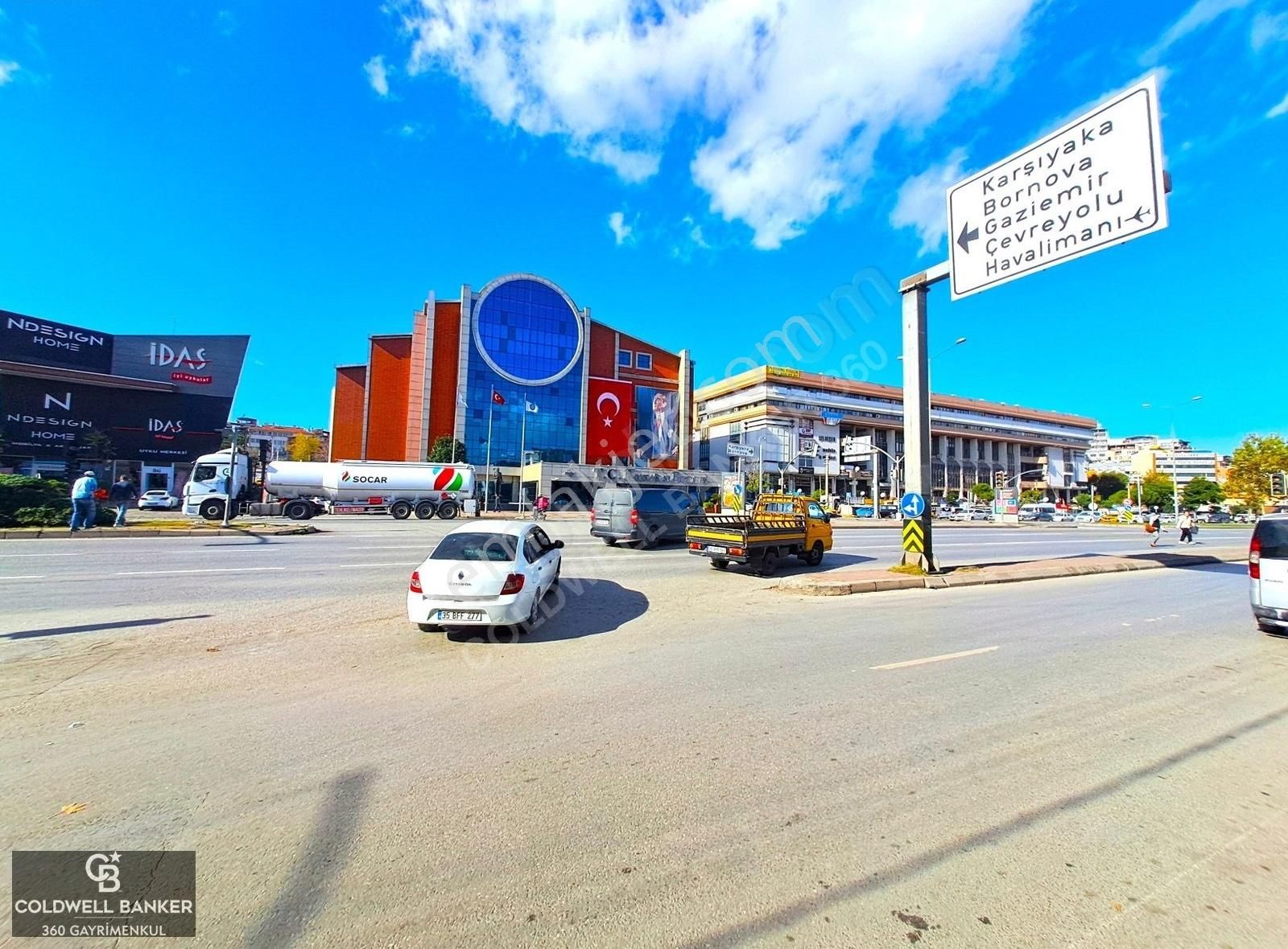 İzmir Karabağlar Satılık Bina Karabağlar Belediyesi Karşısında Satılık 2 Adet Komple Bina