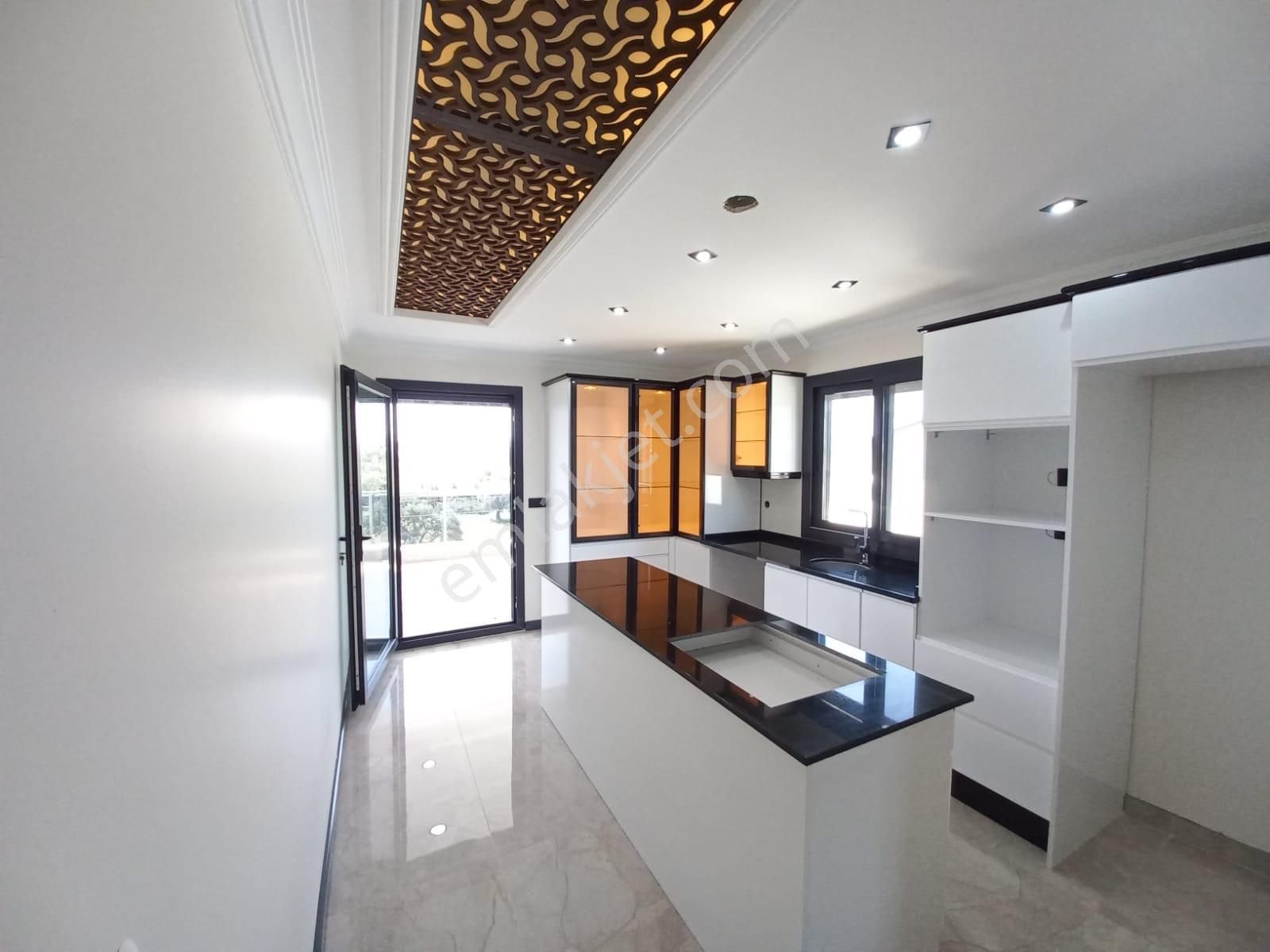 Aydın Didim Fevzipaşa Satılık 5+2 Havuzlu Çok Lüks Akıllı Ev Sistemli Bahçeli Müstakil Villa - Görsel 35