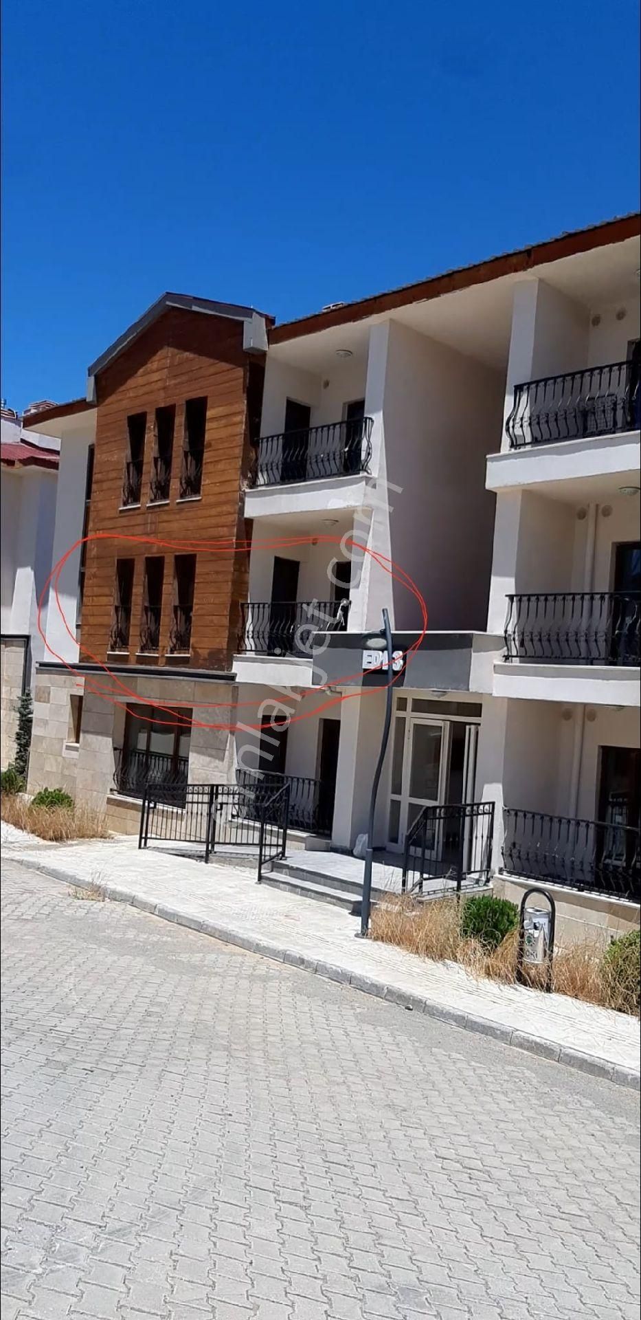 Pütürge Tepehan Satılık Daire 3+1 Borçsuz 2 Yaşında Daire