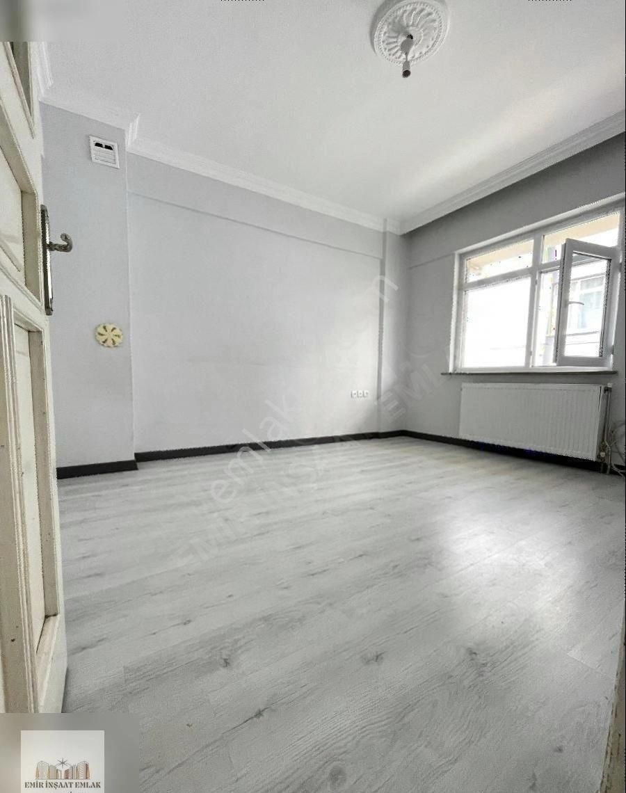 Kapaklı Atatürk Kiralık Daire Kapaklı Erbay Cad. Yanı Merkez İçi Okullar Yanı 2+1 Yüksek Giriş