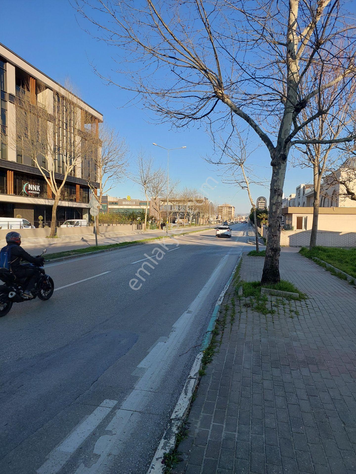 Yıldırım Yunusemre,de Satılık Sanayi İmarlı 3633m2 Arsa,lar - Görsel 33