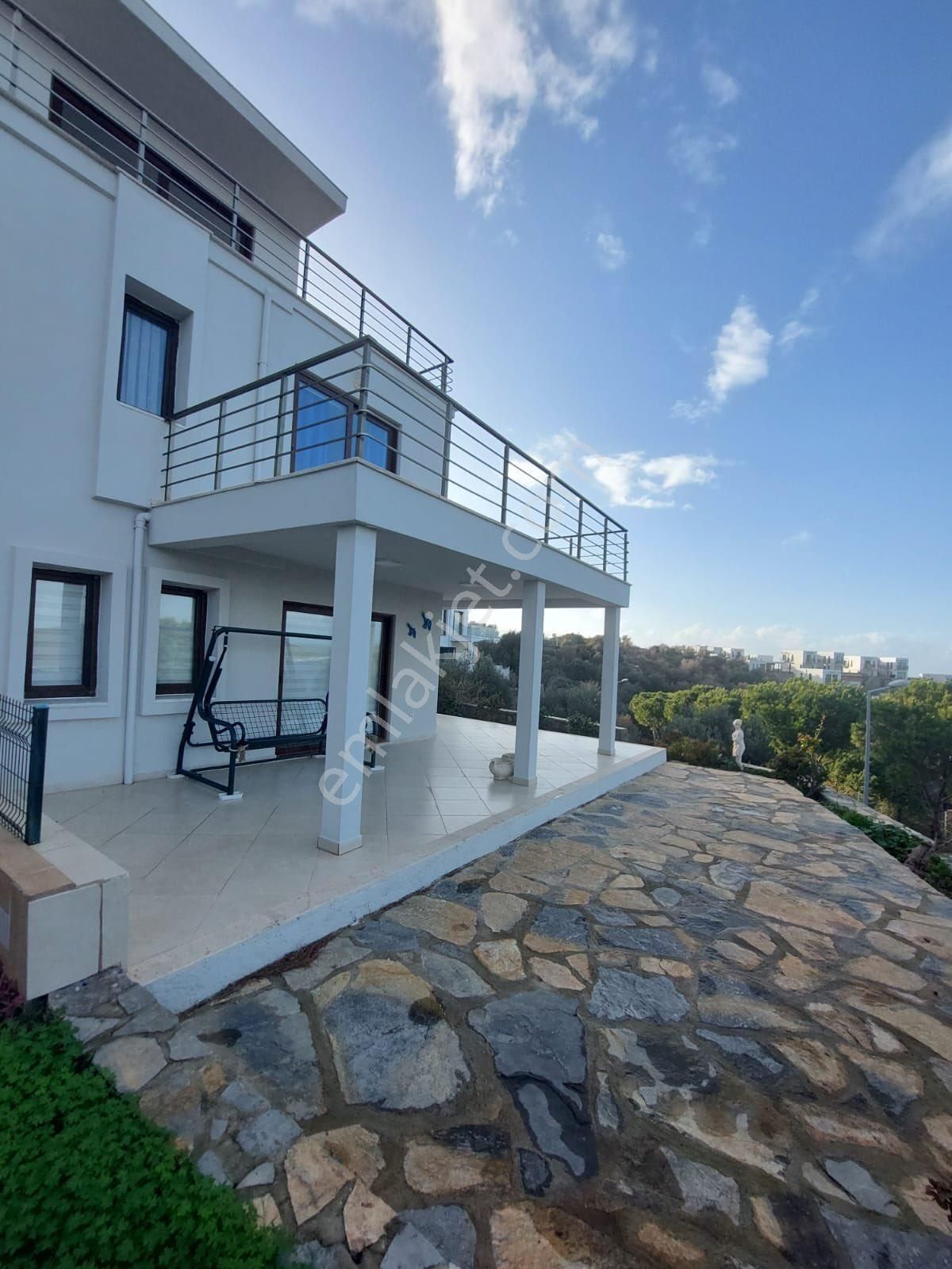 Türkbükü Sanatçılar Sitesi En Ön Sırada Full Deniz Manzaralı Yeni Yapıılı Villa - Görsel 11