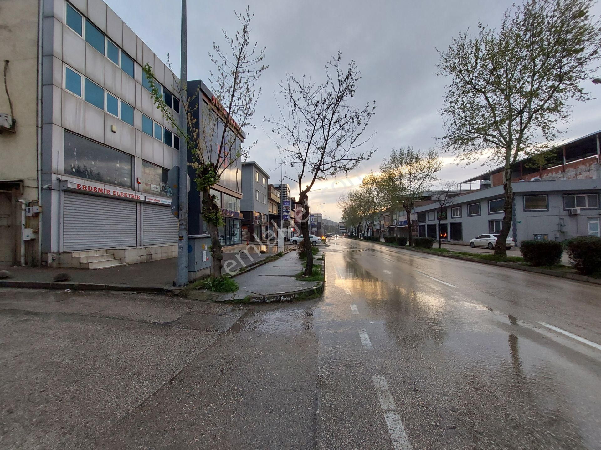 Bursa Yıldırım Vişne Tic.bölgesinde Satılık Üçkatlı 108m2 Dükkan - Görsel 20