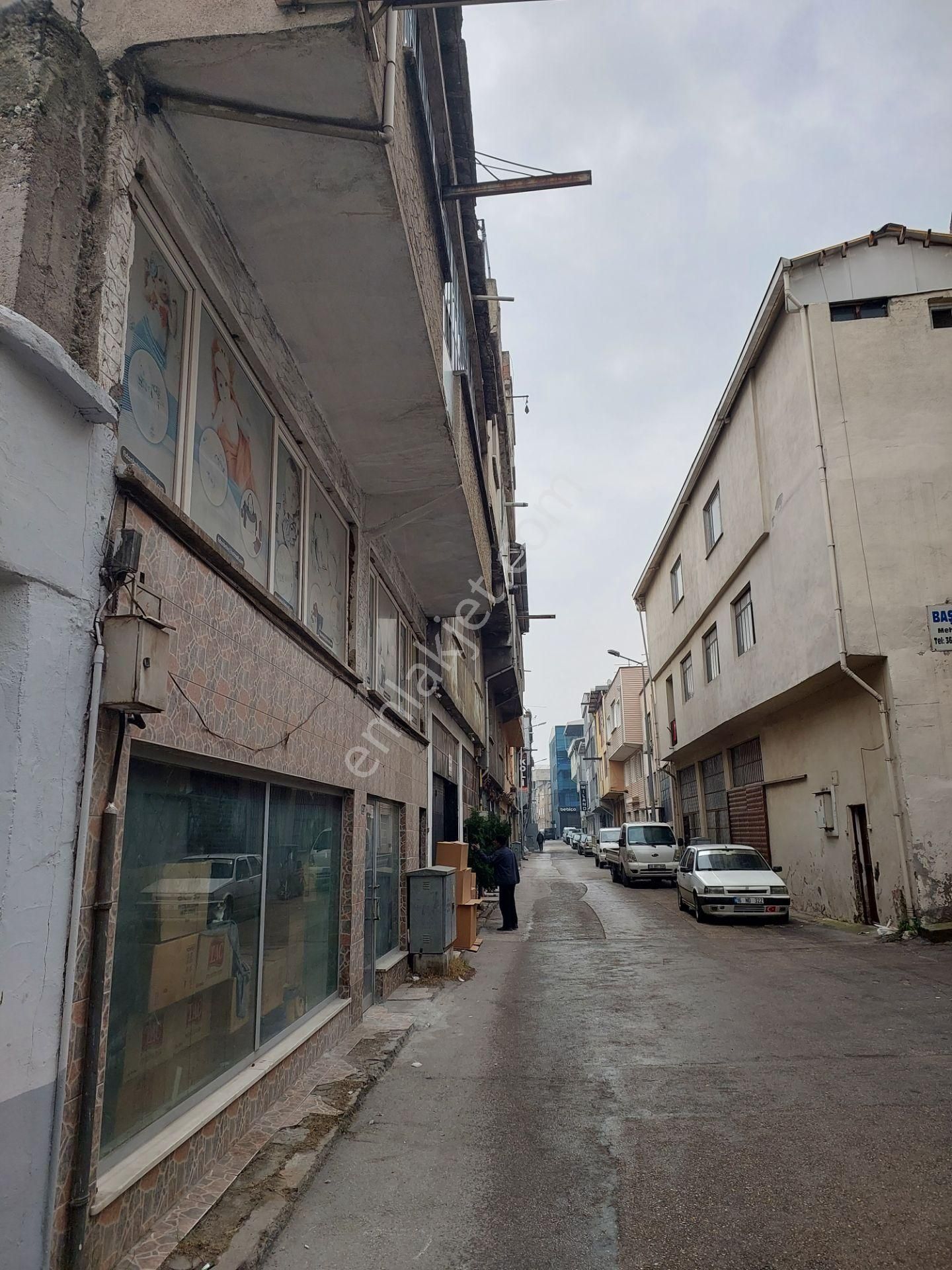 Yıldırım Vişne Tic,merkezinde Satılık Otuz Metre Cepheli 440m2 İşyeri - Görsel 8