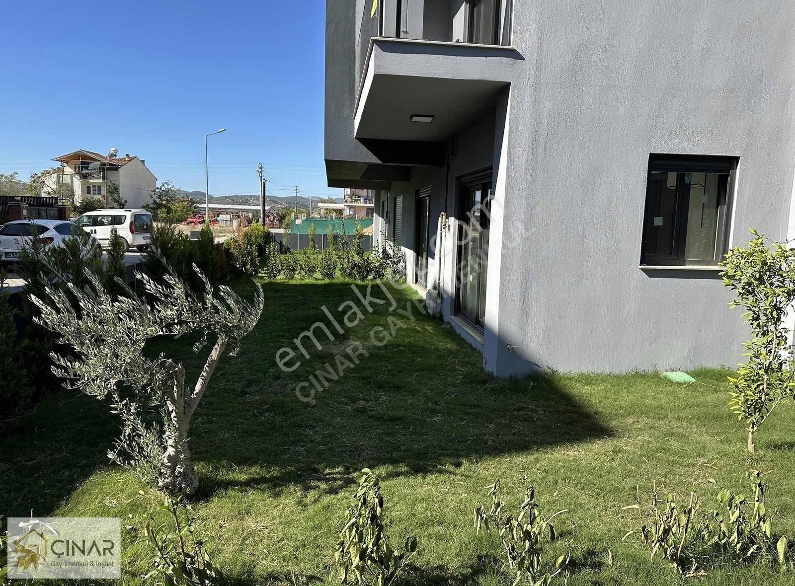 Menderes Cüneytbey Satılık Villa Çınar Gayrimenkulden Lüks Satılık Villa