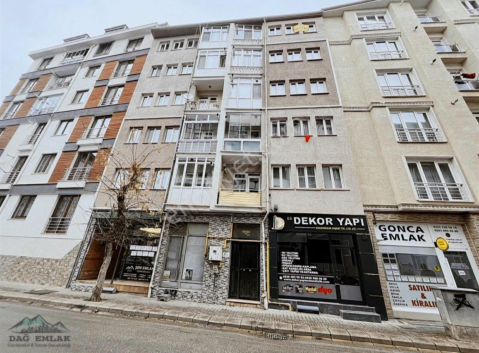 Eskişehir Odunpazarı Havalimanına Yakın Kiralık Daire Dağ Emlak//kırmızıtopak Mh 2+1 Asansörlü Cadde Üzeri Geniş Daire