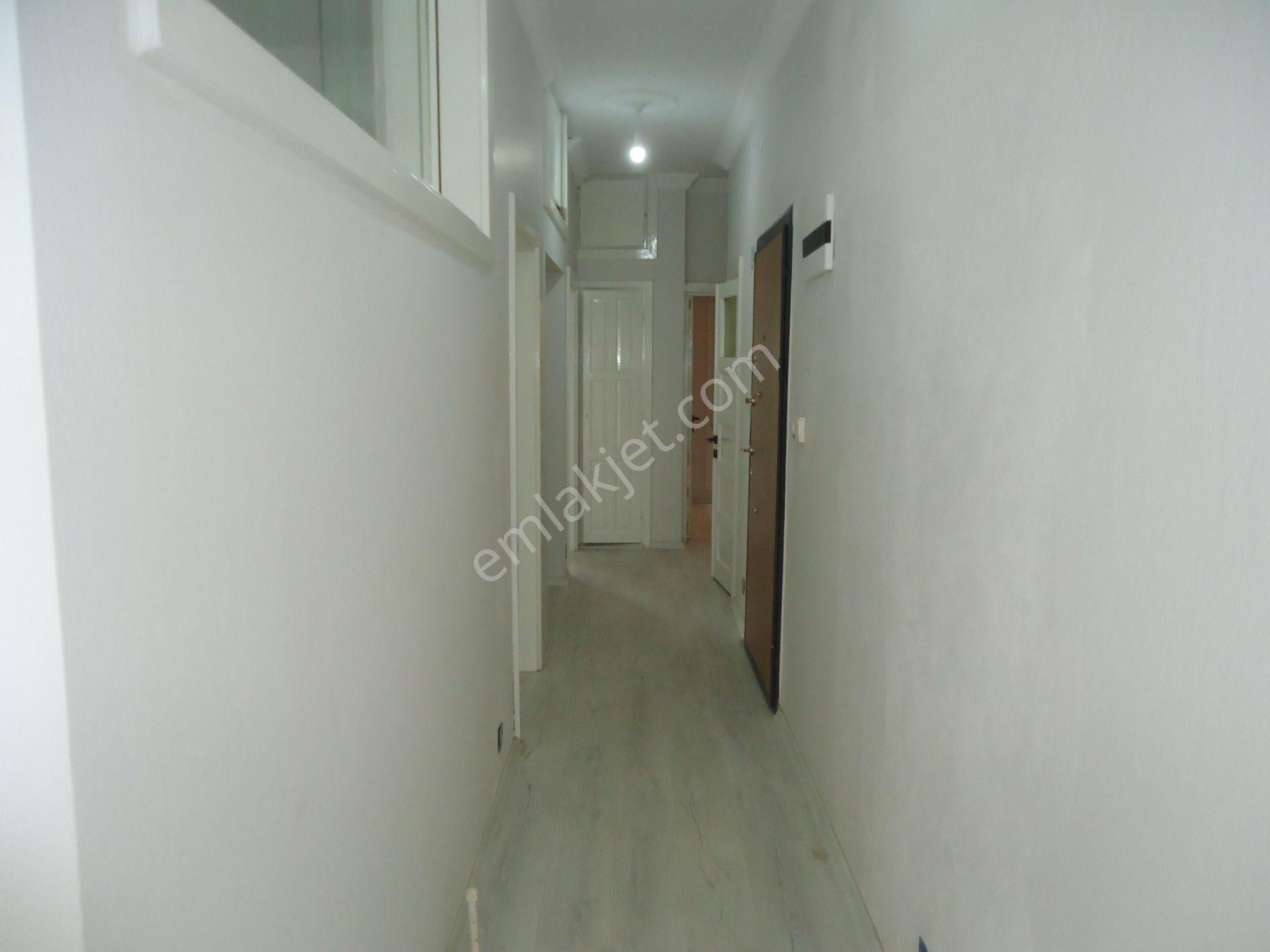 Salihli İstasyonda Namık Kemal Mah.ferah Cad. 3+1 100m2 İçi Tadilatlı Ara Kat - Görsel 23