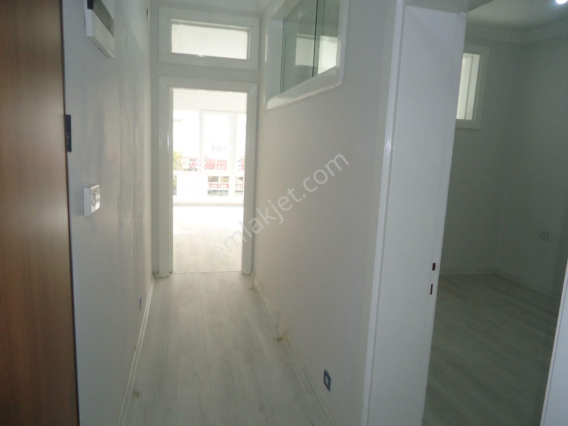 Salihli İstasyonda Namık Kemal Mah.ferah Cad. 3+1 100m2 İçi Tadilatlı Ara Kat - Görsel 10