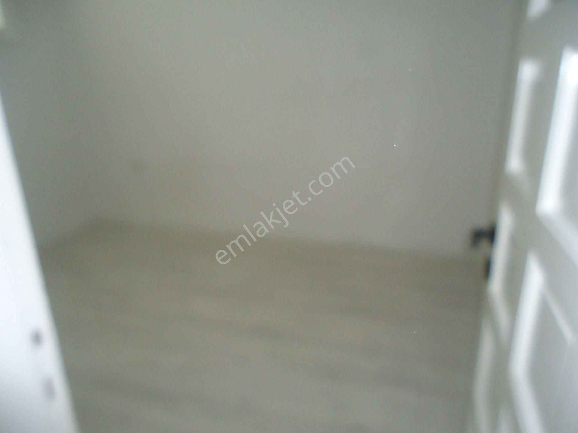 Salihli İstasyonda Namık Kemal Mah.ferah Cad. 3+1 100m2 İçi Tadilatlı Ara Kat - Görsel 22