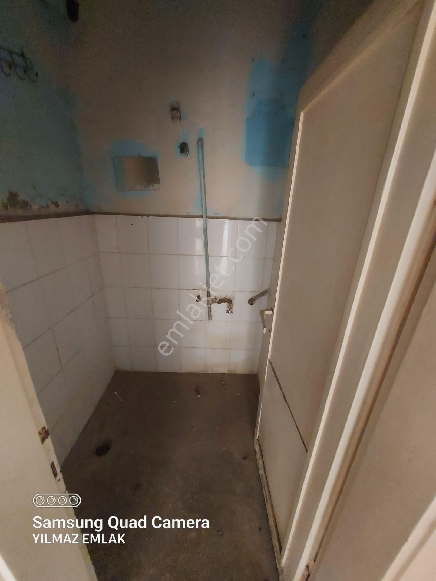 Cumhuriyet Mahallesinde Satılık 2 Katlı Bina - Görsel 12