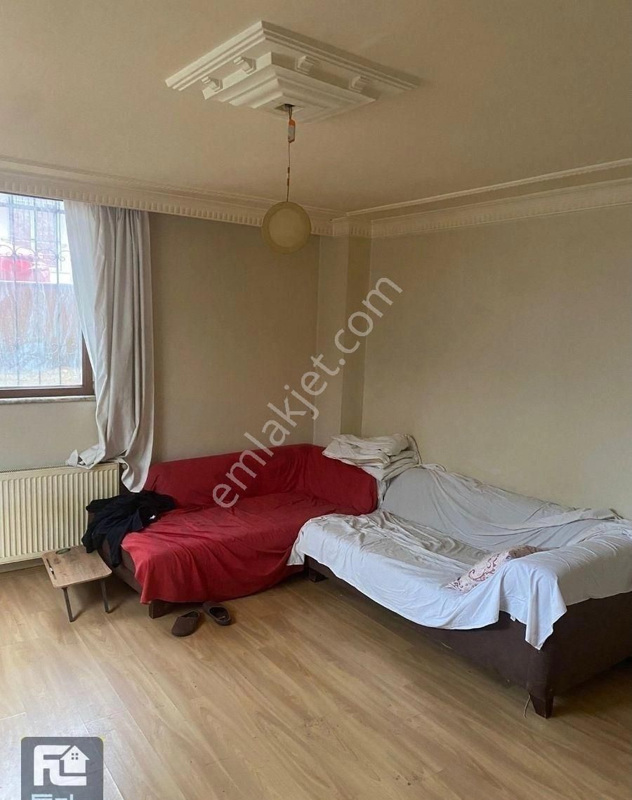 Ataşehir Örnek Kiralık Daire F-l Emlaktan Örnek Mahallesinde 2+1 Geniş Bahçe Kat