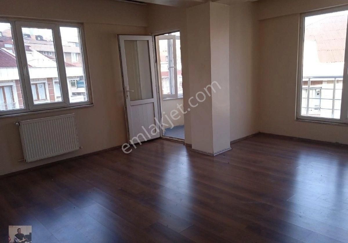 Eyüpsultan Esentepe Kiralık Daire Ege Emlaktan Eyüpsultan Esentepe Mh Kıralık 3+1 Daıre