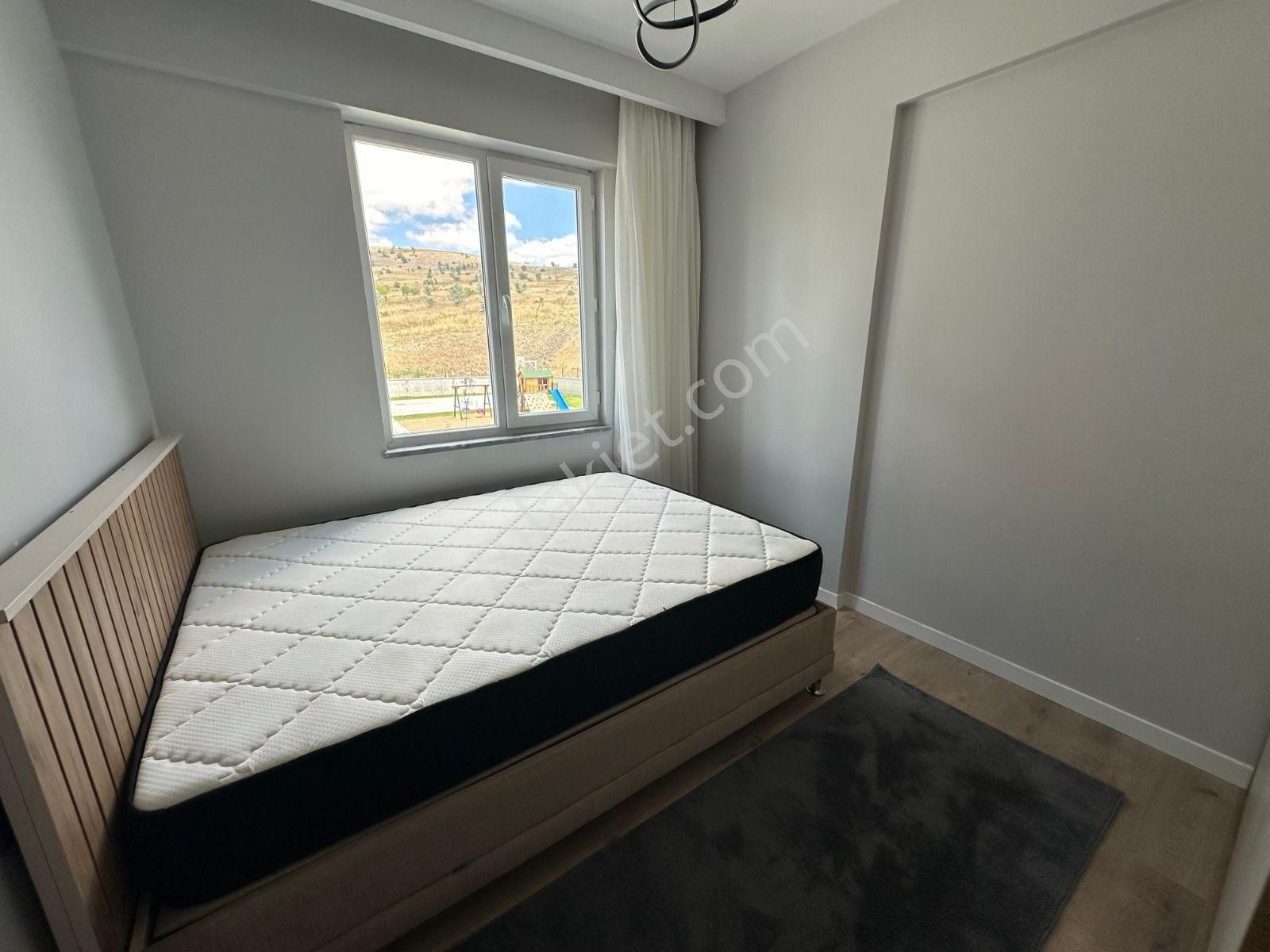 Yozgat Merkez Erdoğan Akdağ Kiralık Daire Alibey Konutlarında Sıfır Eşyalı Kiralık Daire**burcu Emlak**