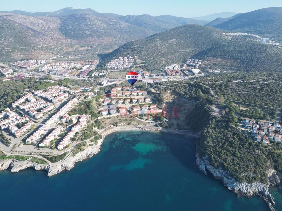 Aydın Kuşadası Bahçeli Satılık Villa Özel Koya Sahip Nezih Sitede Dubleks Villa